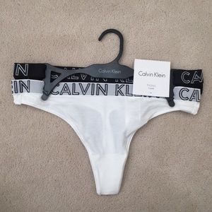 Brand New 2 Pack Calvin Klein Thongs